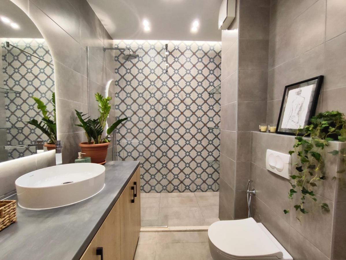 ティラナModern Style 2Br-Apt - 10Min To Skanderbeg Squareアパートメント エクステリア 写真