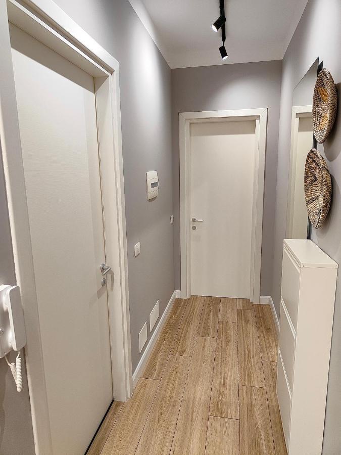 ティラナModern Style 2Br-Apt - 10Min To Skanderbeg Squareアパートメント エクステリア 写真